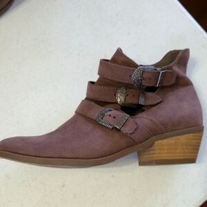 True Craft TALLA Brown Ankle Boots with Buckles size 10